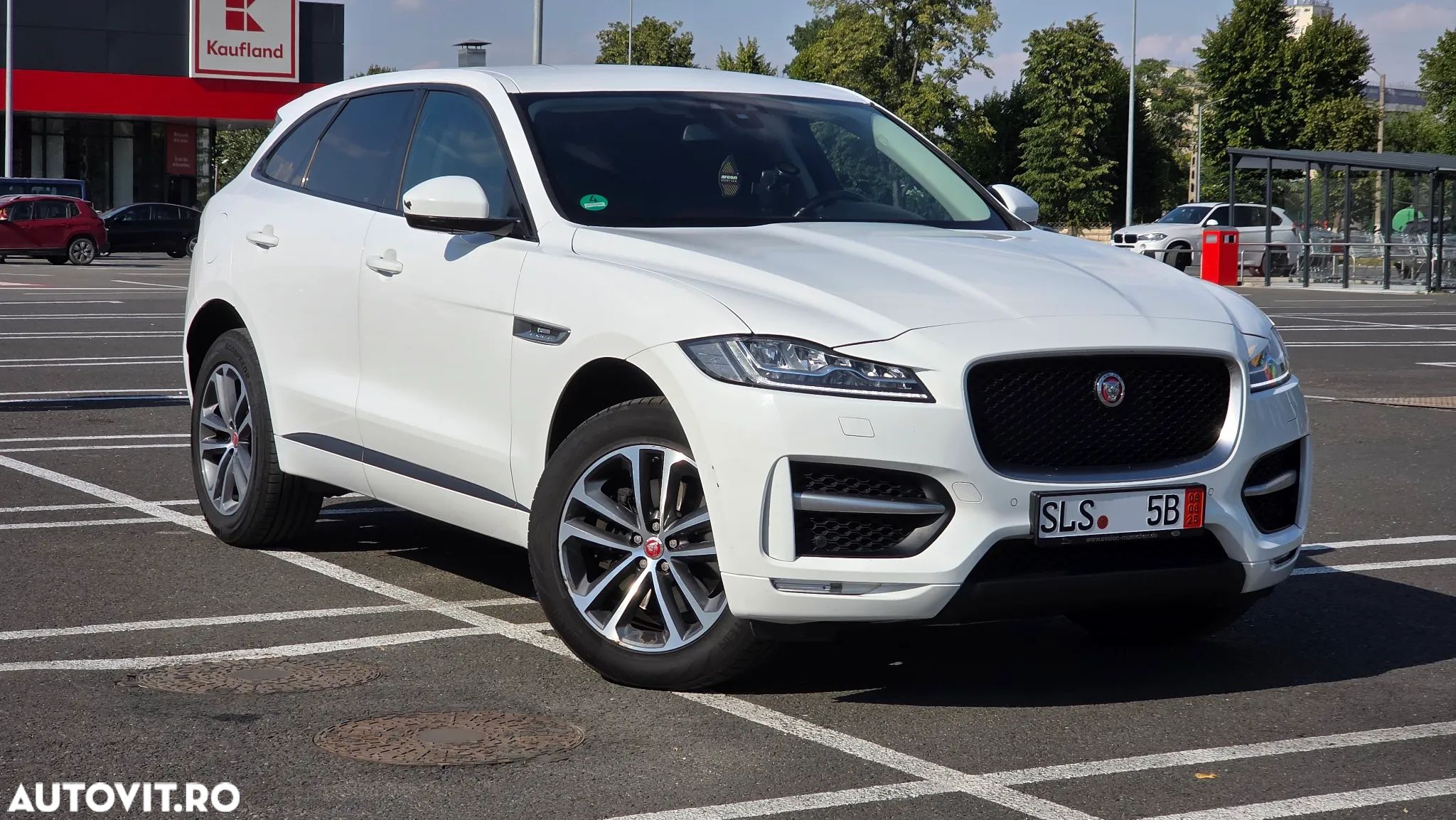 Jaguar F-Pace 30d AWD R-Sport - 1