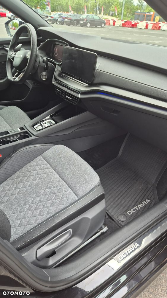 Skoda Octavia 1.5 TSI mHEV Sportline DSG - 12