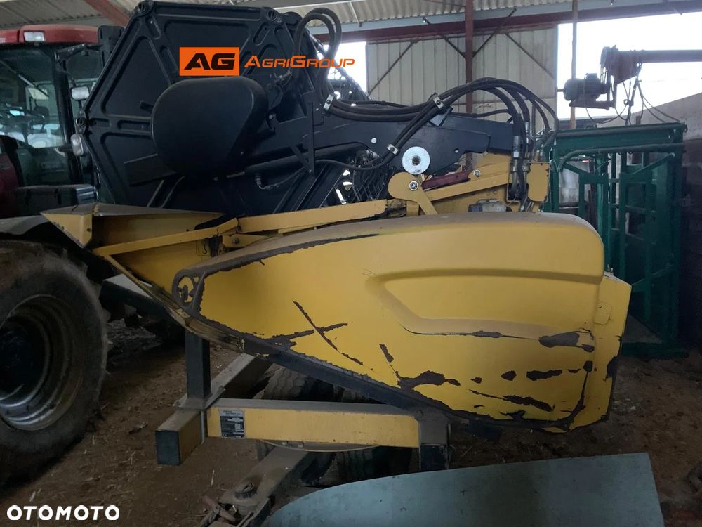 New Holland CSX 7070 - 17