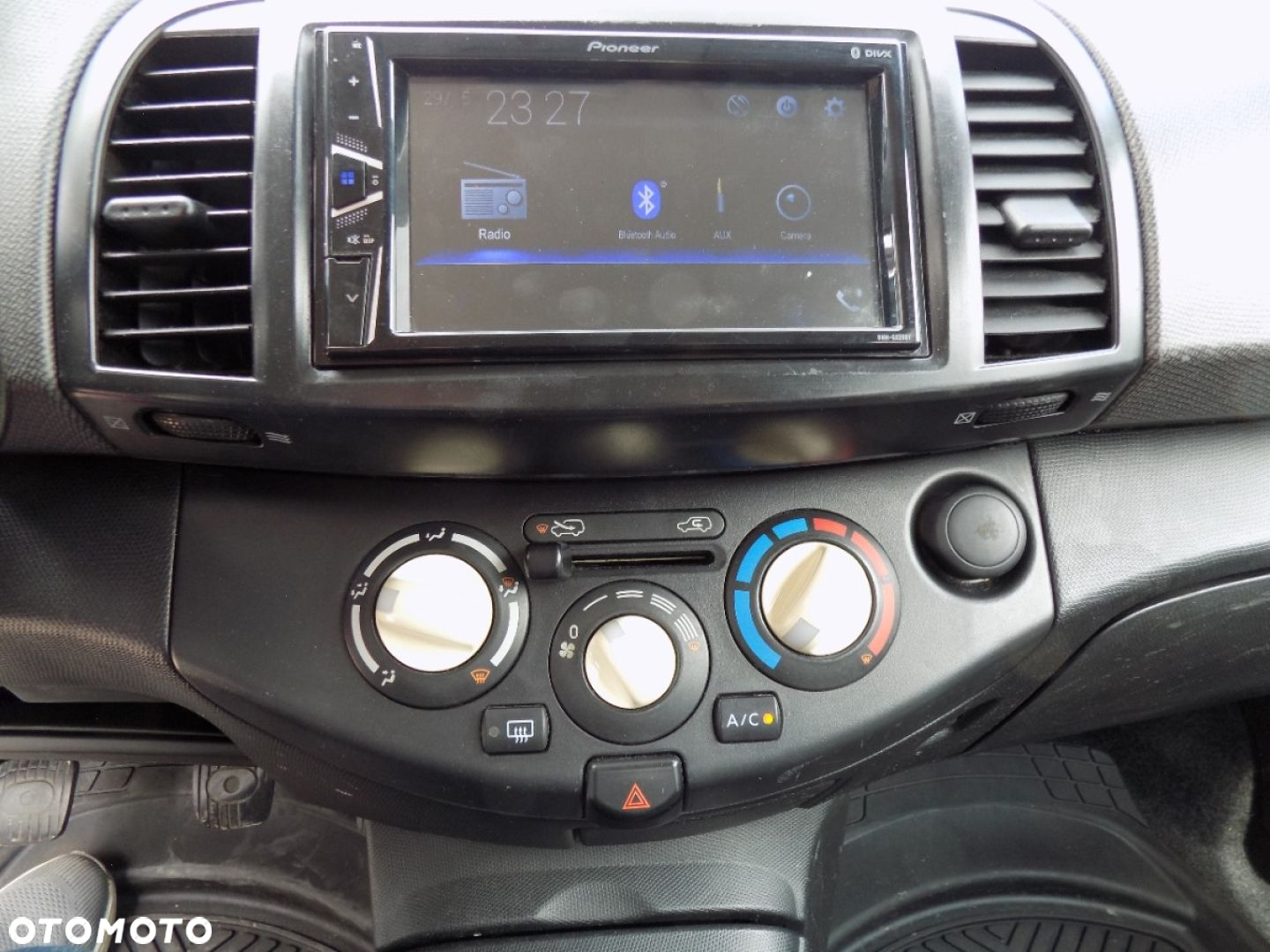 Nissan Micra - 9