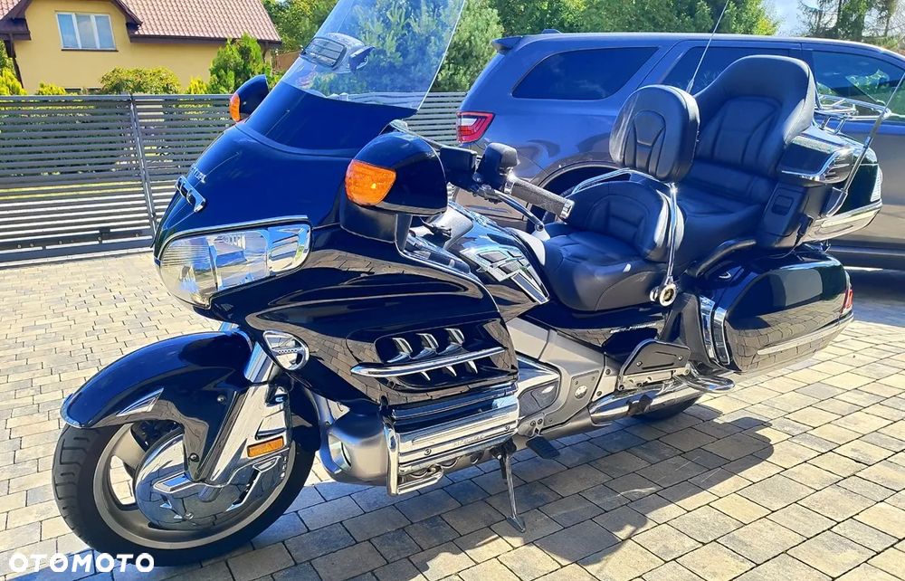 Honda GL - 16