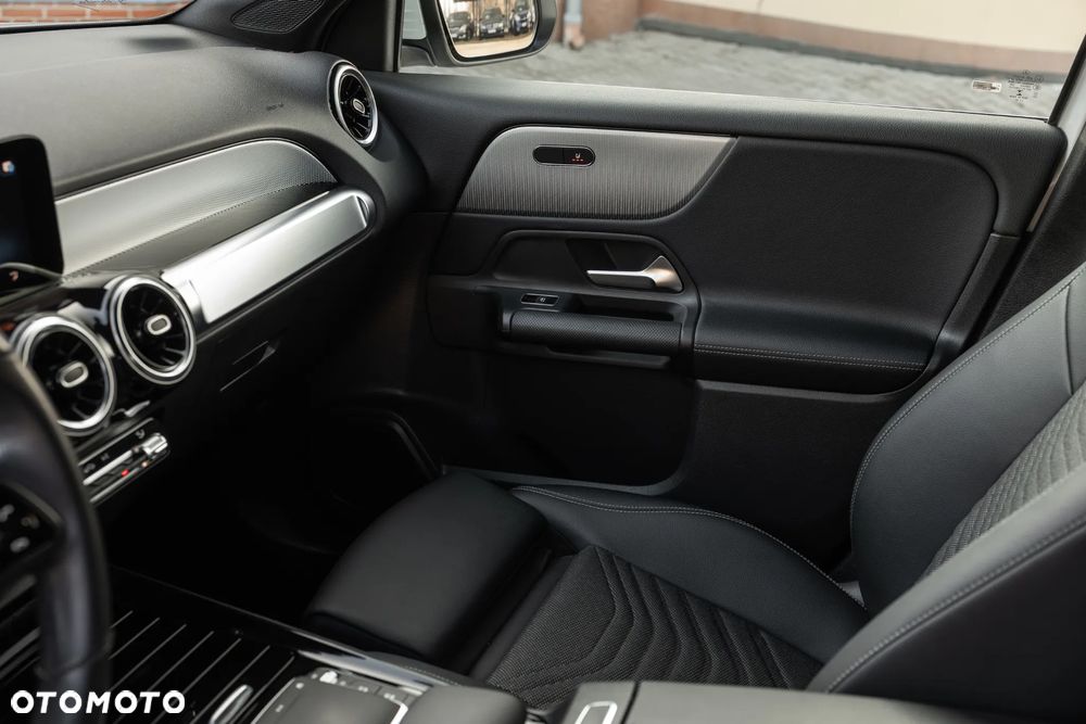 Mercedes-Benz GLB 200 Style 7G-DCT - 18