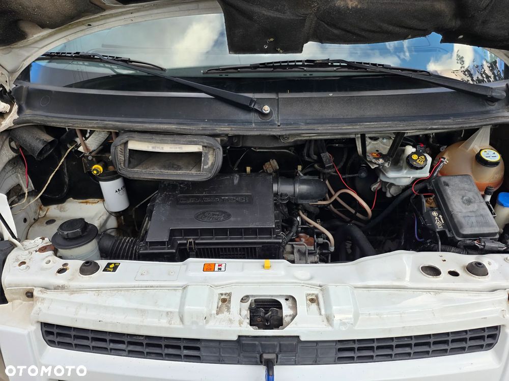 Ford Transit - 9