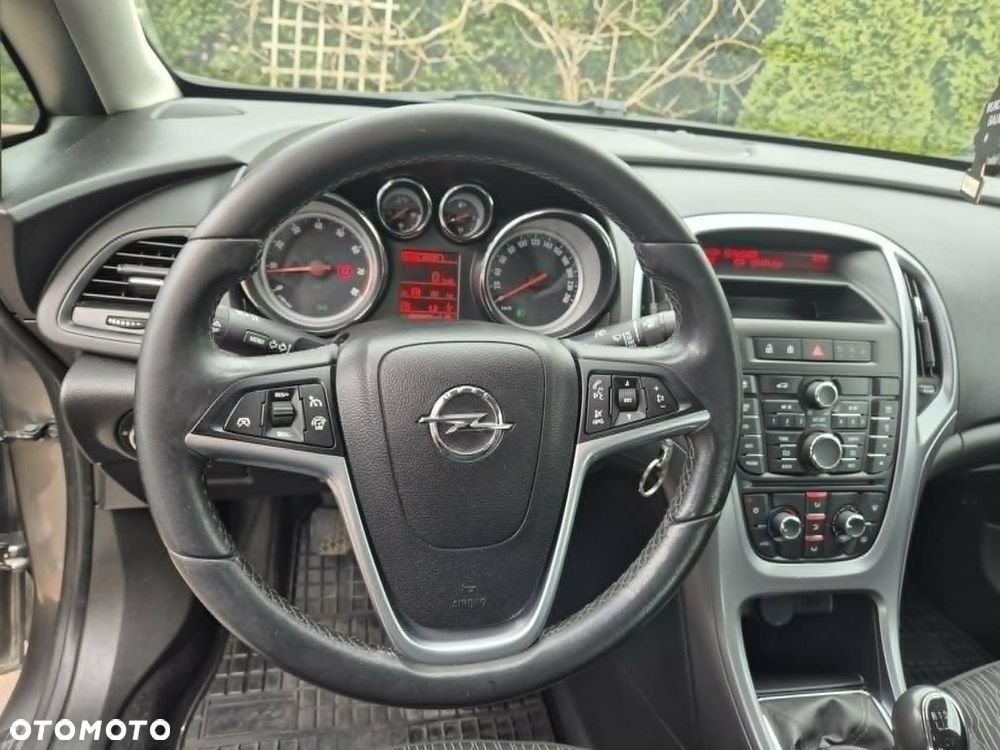 Opel Astra 1.6 Business - 8