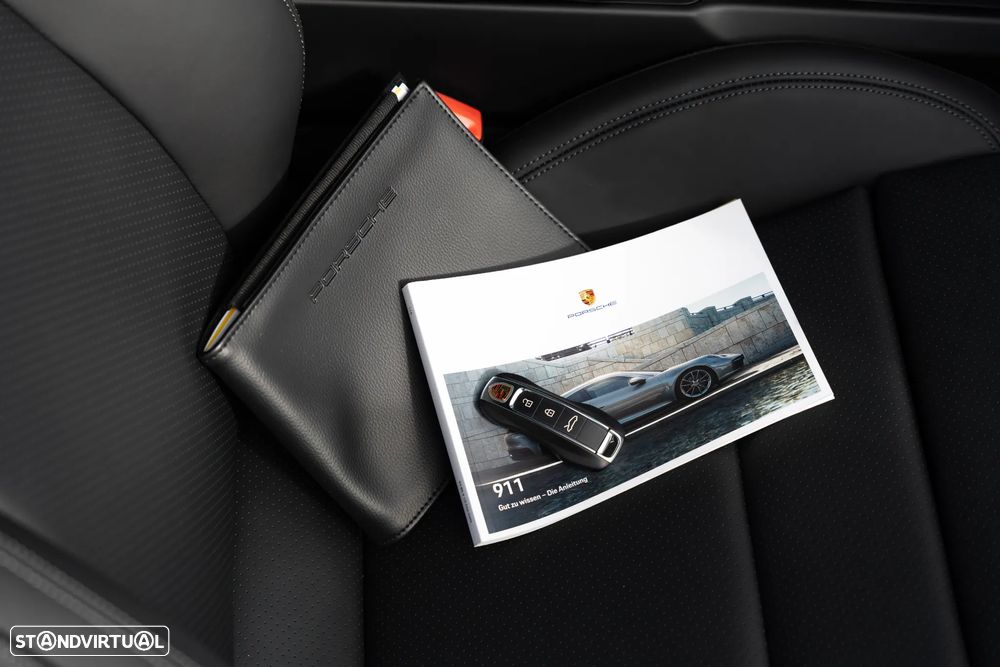 Porsche 911 (992) Carrera 4S PDK - 25