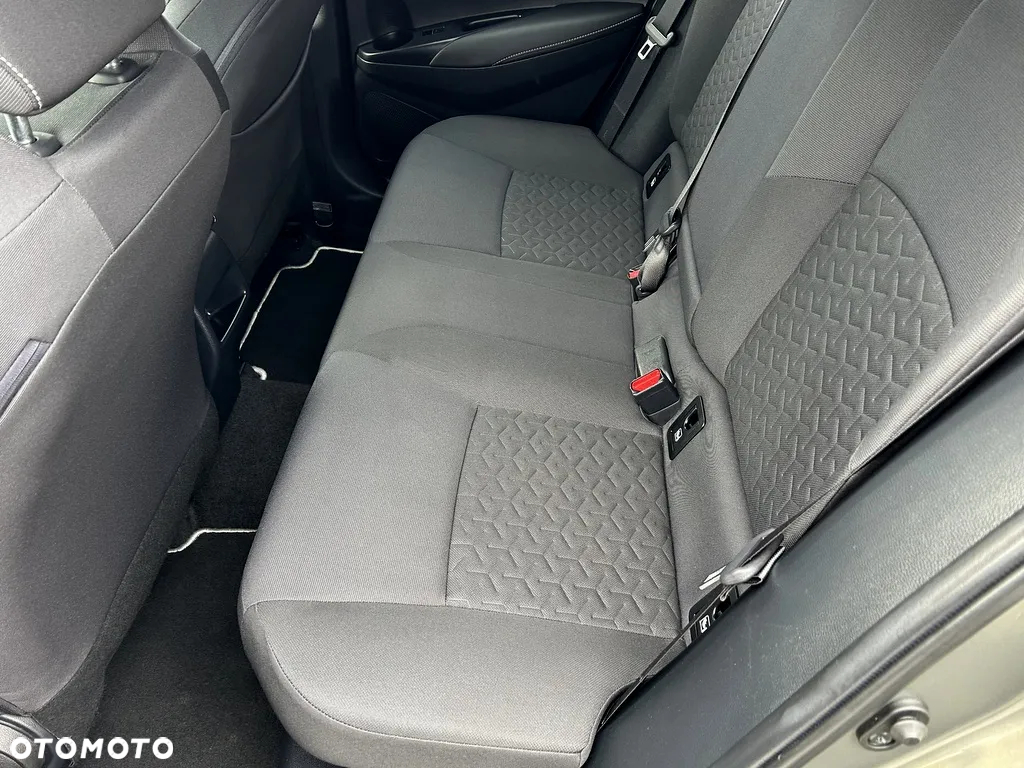 Toyota Corolla - 33
