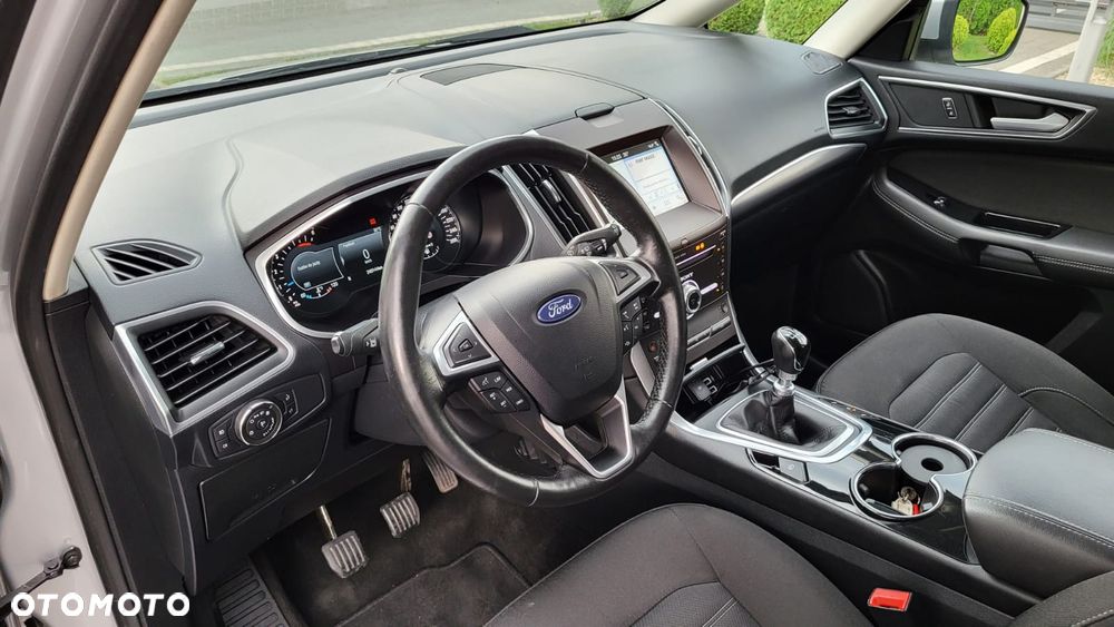Ford Galaxy 2.0 TDCi Titanium - 38