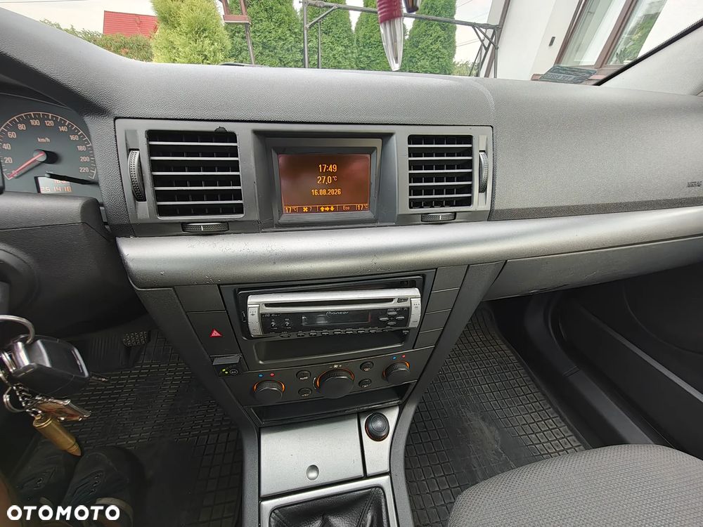 Opel Vectra 1.8 - 23