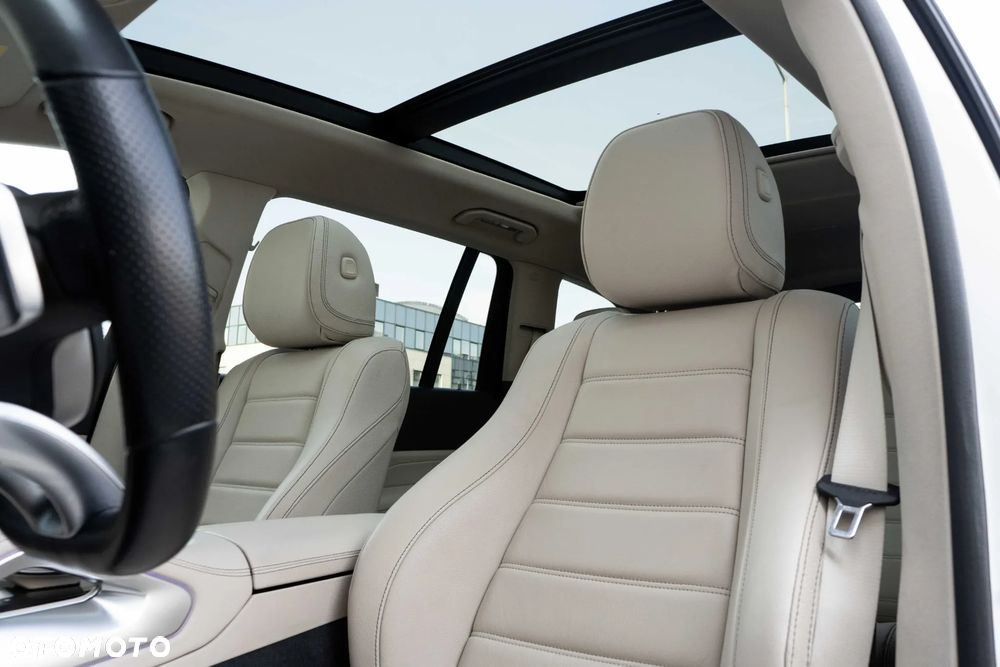 Mercedes-Benz GLS - 13