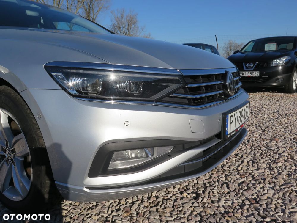 Volkswagen Passat Variant 2.0 TDI 4Mot Elegance DSG - 3