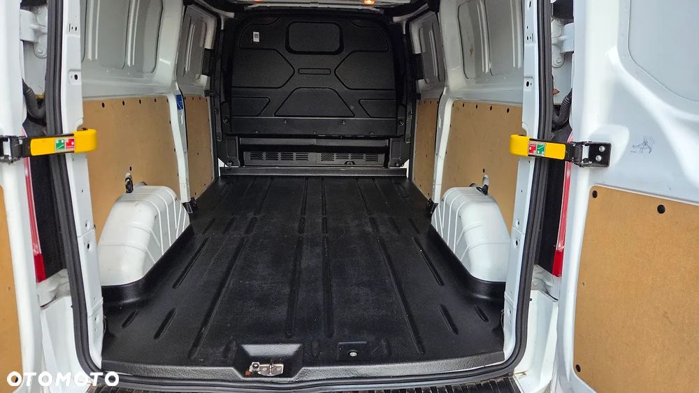 Ford TRANSIT CUSTOM - 19