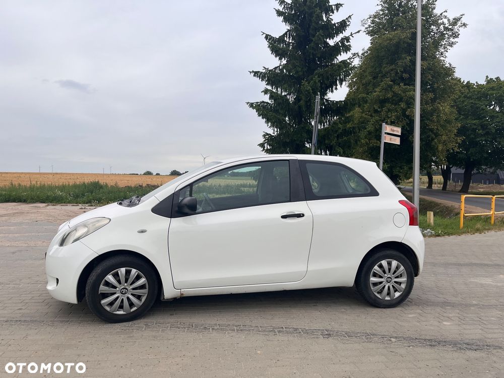Toyota Yaris 1.0 Luna - 7