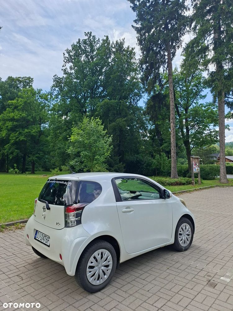 Toyota iQ 1.0 - 11