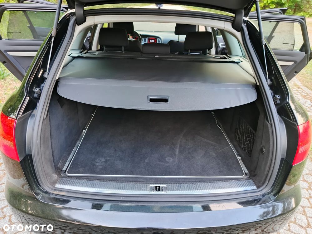 Audi A6 Avant 2.0 TDI - 12