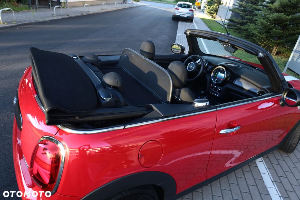MINI Cooper Sidewalk - 9