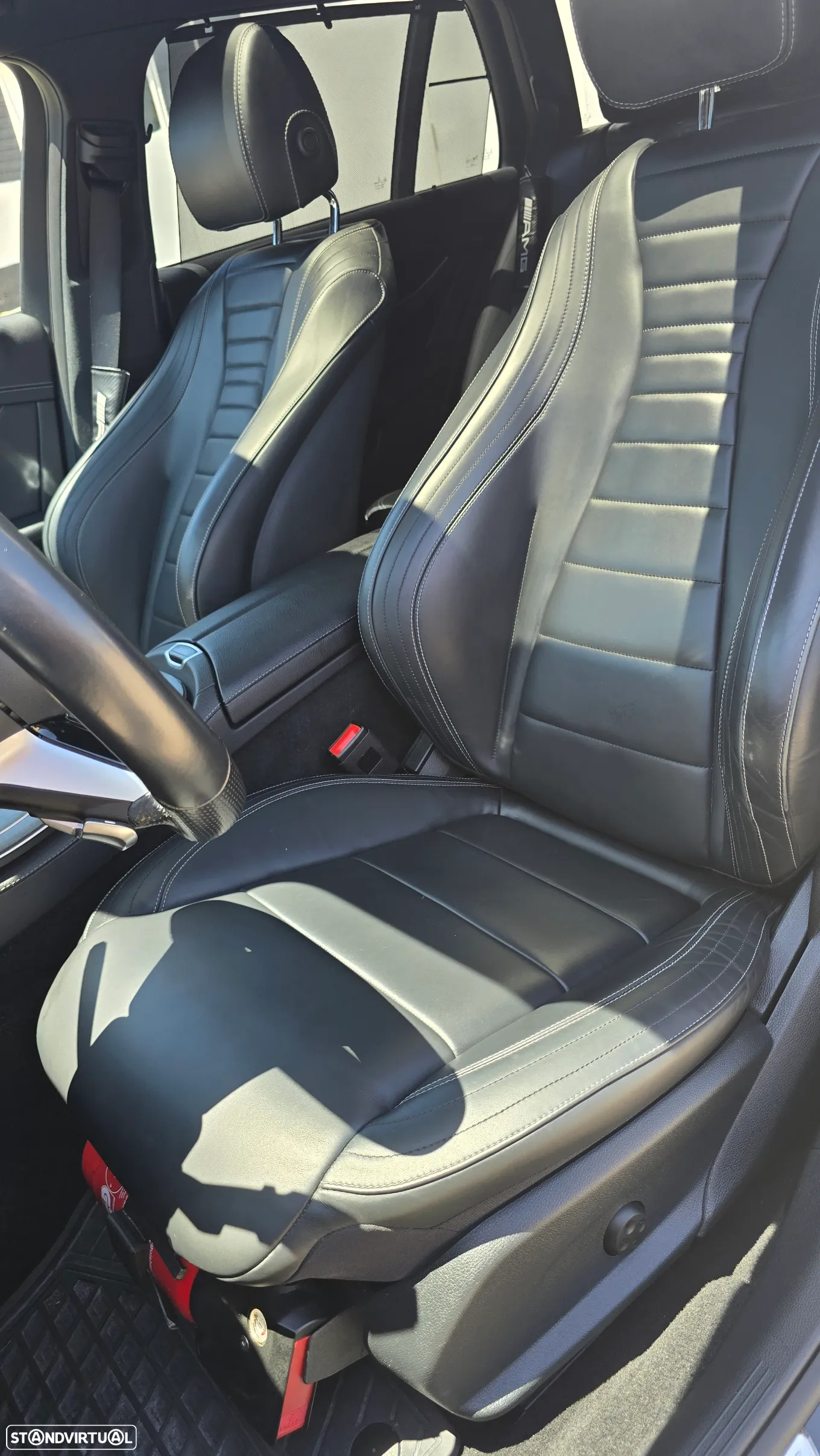 Mercedes-Benz E 400 d 4Matic T 9G-TRONIC AMG Line - 25