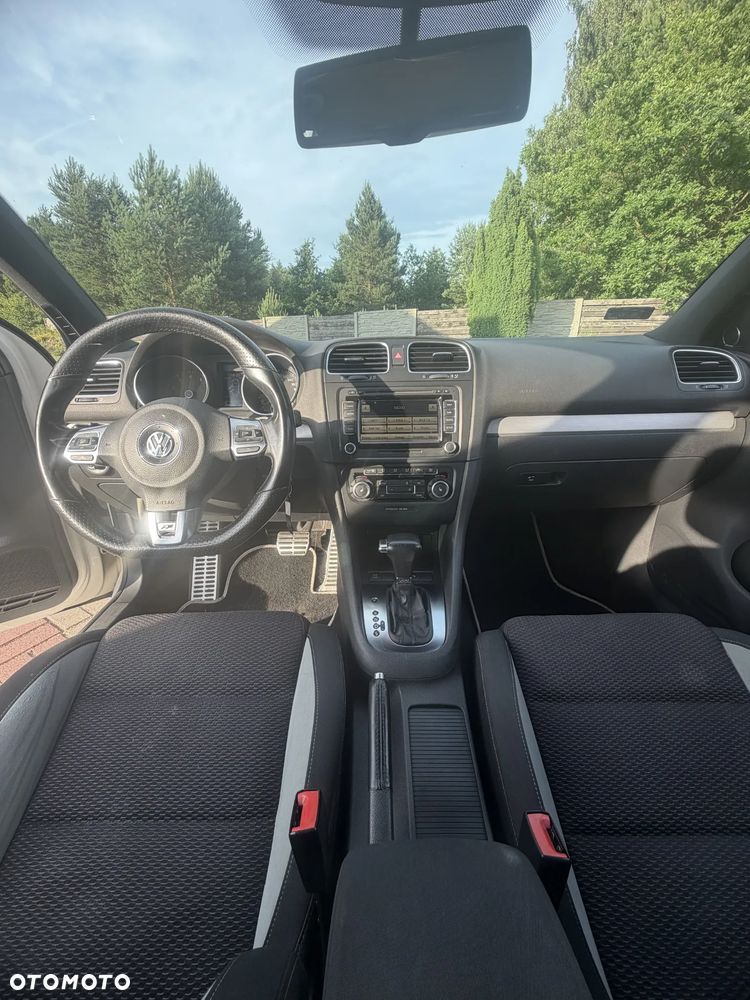Volkswagen Golf - 11