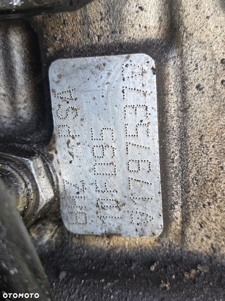 Silnik kompletny Peugeot 206 1.4 Hdi 8HZ 10FD95 - 12