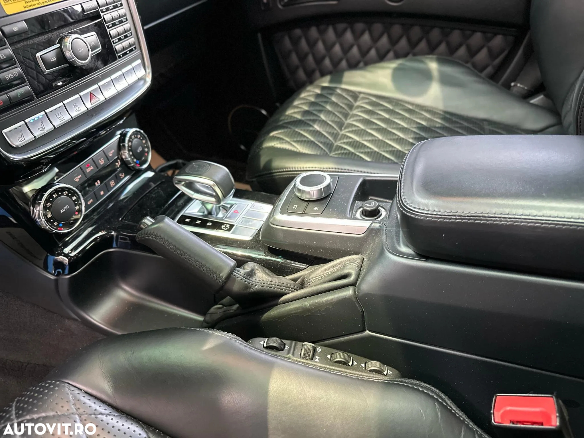 Mercedes-Benz G 63 AMG AMG SPEEDSHIFT 7G-TRONIC - 11
