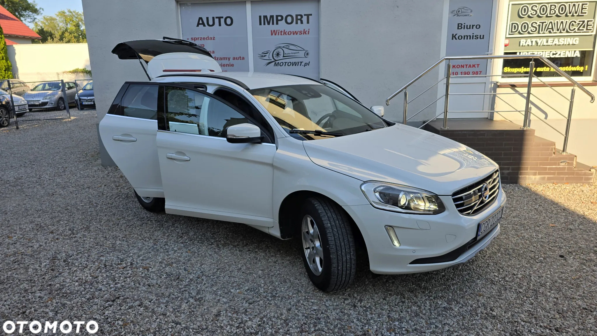 Volvo XC 60 D4 Momentum Pro - 23