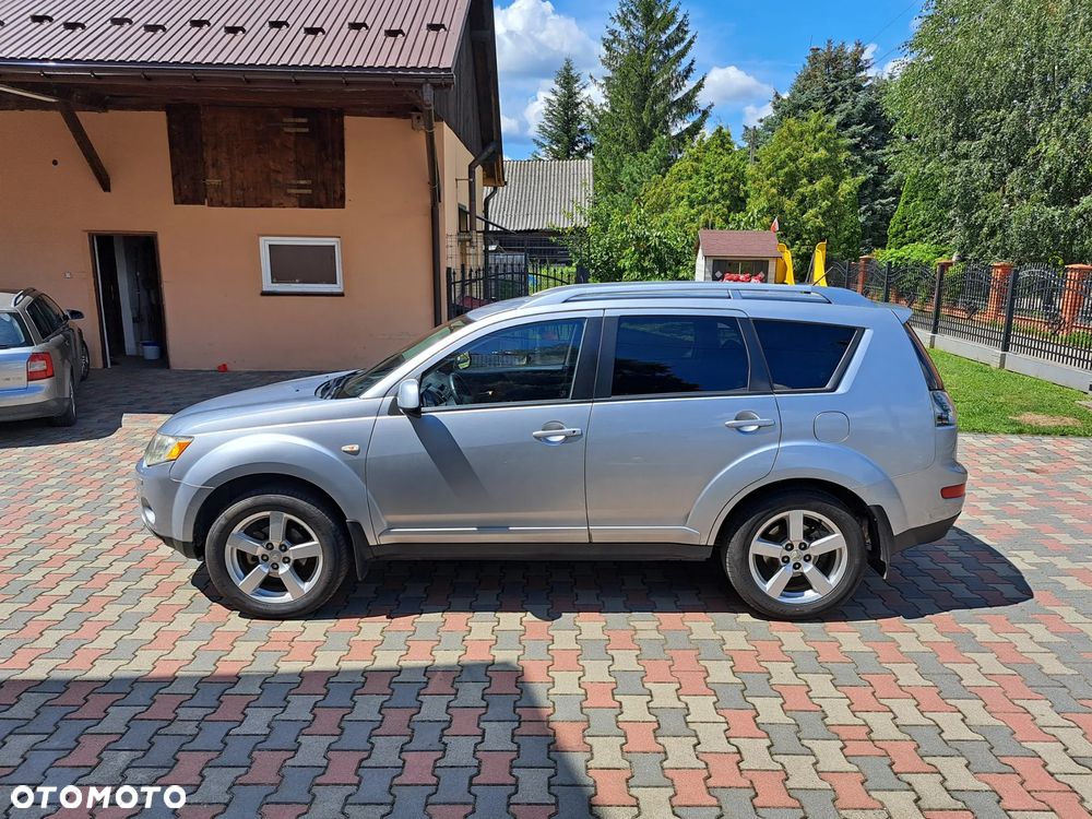 Mitsubishi Outlander 2.0 DID Instyle - 17