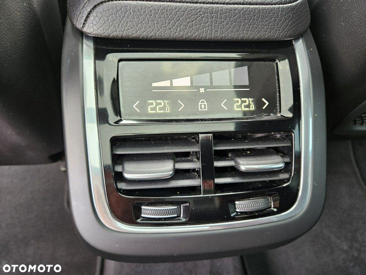 Volvo XC 60 D4 Inscription - 23