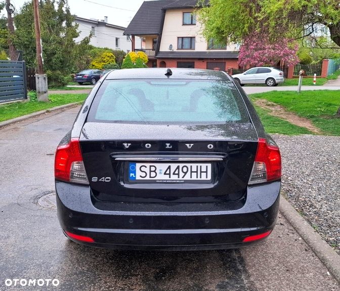 Volvo S40 2.0 Summum Euro5 - 27