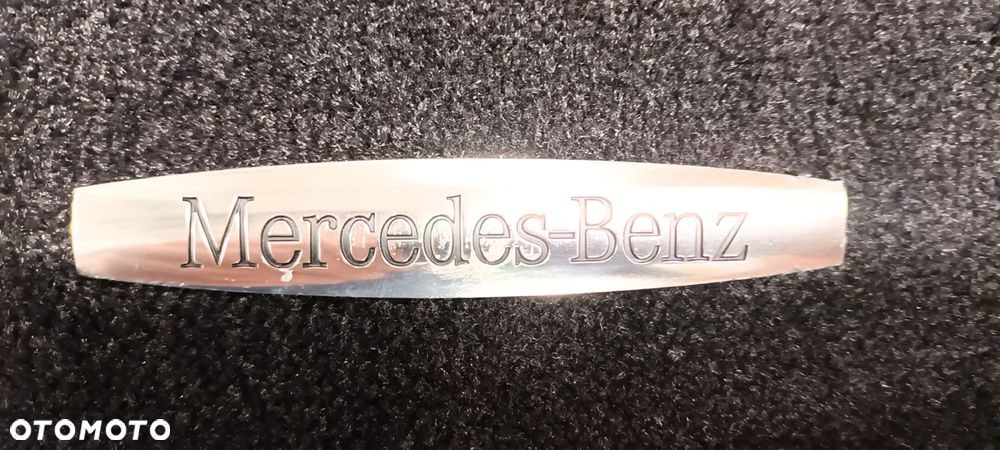 MERCEDES CLS C219 Dywaniki welurowe zestaw przod i tyl USZKODZONE - 4