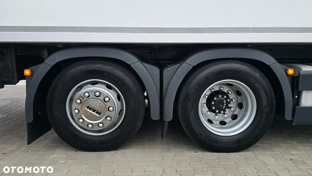 MAN TGX 26.420❗️❗️/ 6x2 / OŚ PODNOSZONA I SKRĘTNA / CHŁODNIA / ZABUDOWA IGLOOCAR 20 PALET / AGREGAT THERMOKING T-1000R / ELEKTRYK / AUTOMAT / 4 RYGLE / SALON POLSKA ❗️ - 17