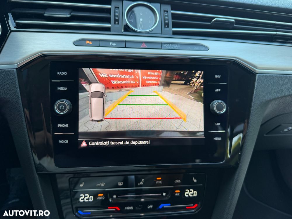 Volkswagen Passat 2.0 TDI SCR DSG Highline - 14