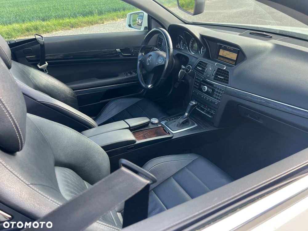 Mercedes-Benz Klasa E 250 CGI BlueEFFICIENCY Automatik Avantgarde - 23