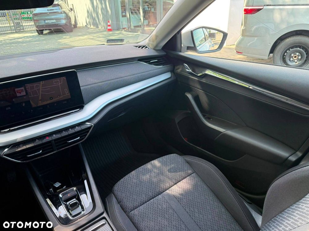Skoda Octavia 2.0 TDI SCR Style DSG - 14
