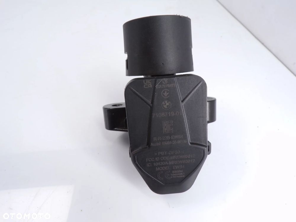 Półka górna BMW K80 BMW 8565015 F750 GS F850 stacyjka pompa hamulcowa - 9