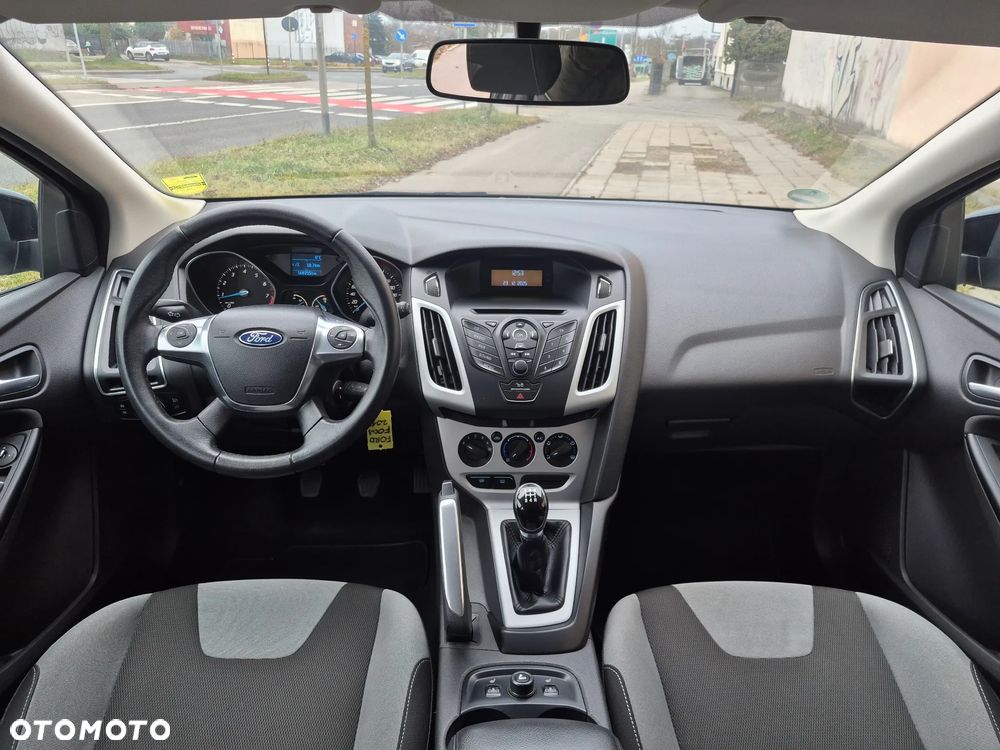 Ford Focus 1.6 TI-VCT Champions Edition - 28