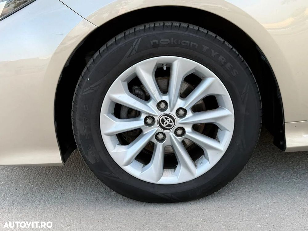 Toyota Corolla - 11