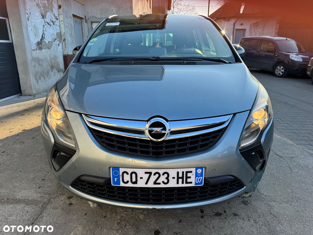 Opel Zafira - 22