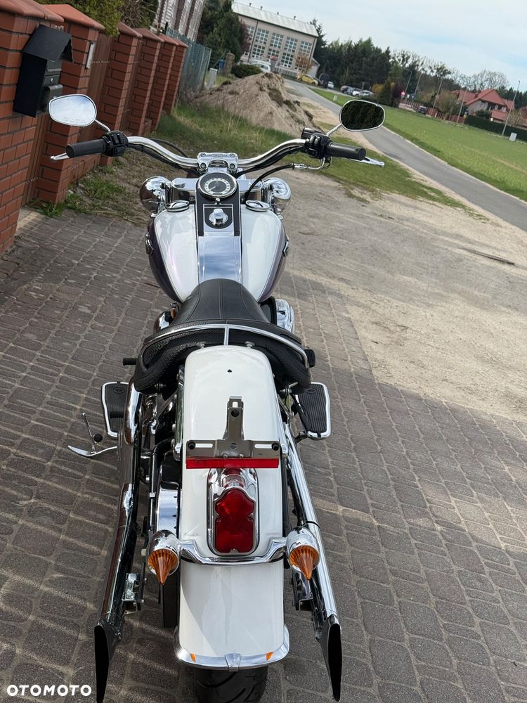 Harley-Davidson Softail Deluxe - 5