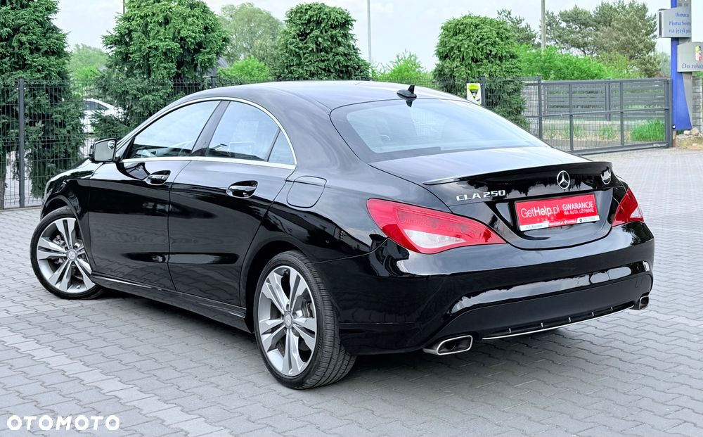 Mercedes-Benz CLA - 32