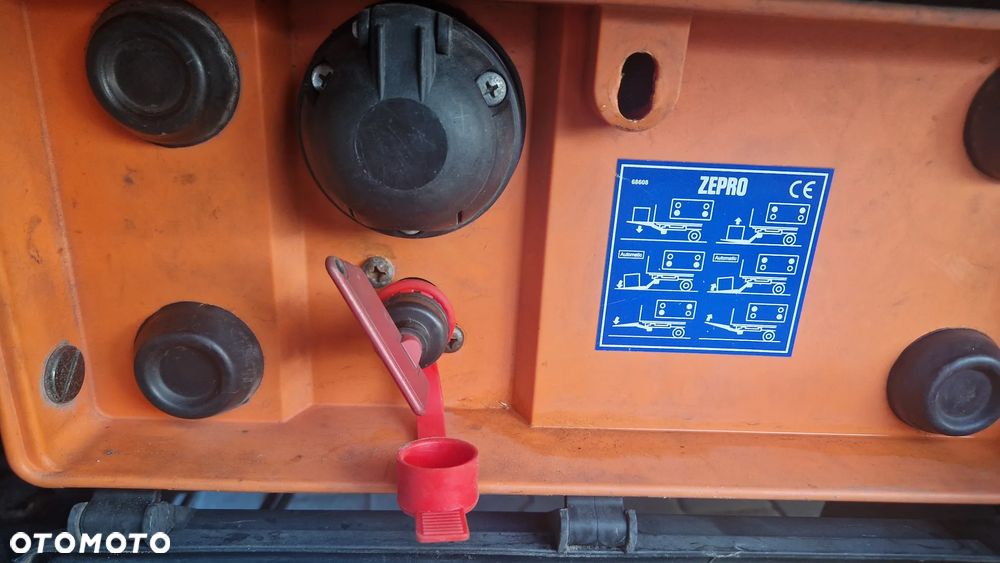 Renault Master  kontener winda - 21