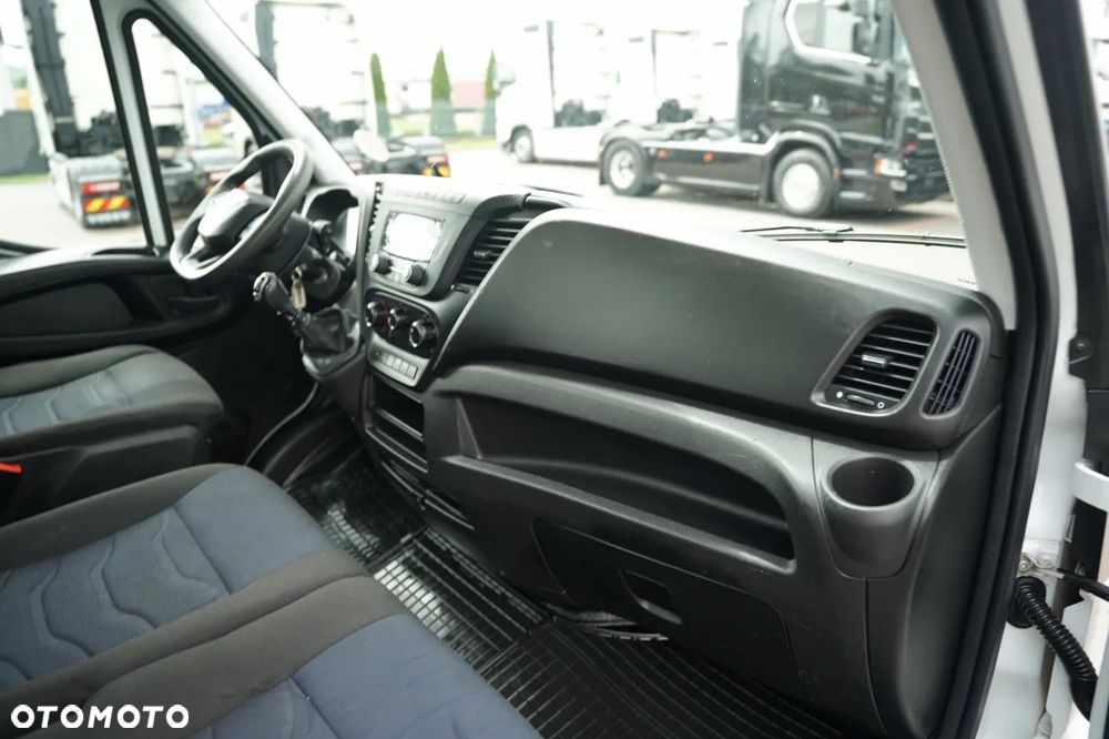 Iveco DAILY 35-160 / SKRZYNIOWY 4 M / MANUAL / BLIŹNIAK / 2020 / SPROWADZONY - 26
