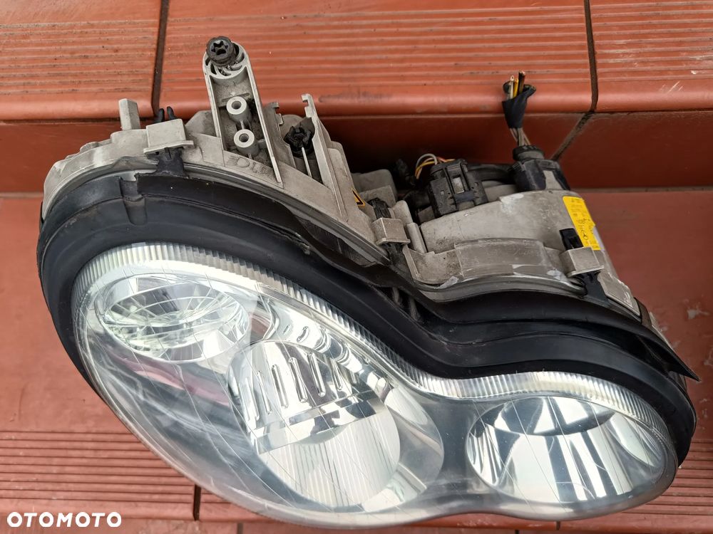 MERCEDES W203 C-KLASA LAMPA PRZÓD PRZEDNIA BI XENON NIE SKRĘTNY LEWA PRAWA EUROPA - 8
