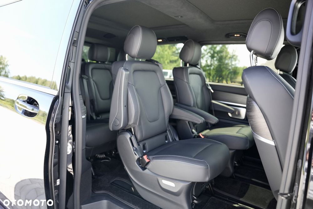Mercedes-Benz Klasa V 300 d 4-Matic 9G-Tronic - 22