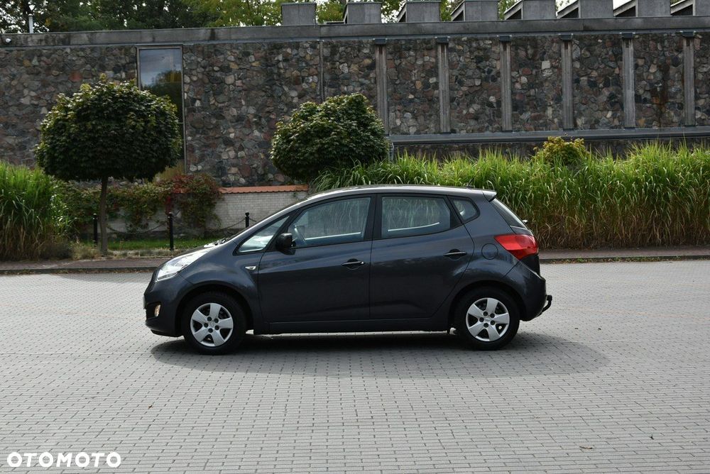 Kia Venga - 4