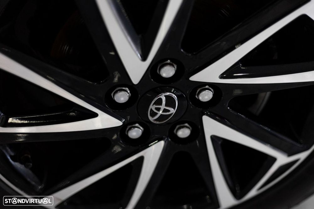 Toyota Yaris 1.5 VVT-i Luxury - 6