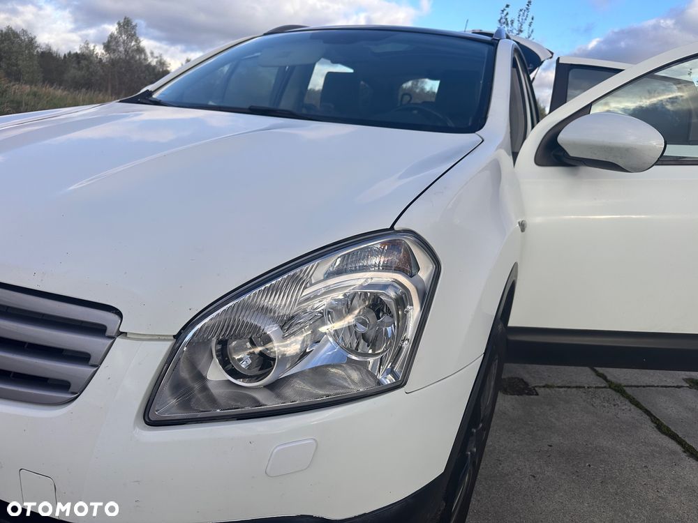 Nissan Qashqai+2 2.0 dCi 4x4 Tekna - 27