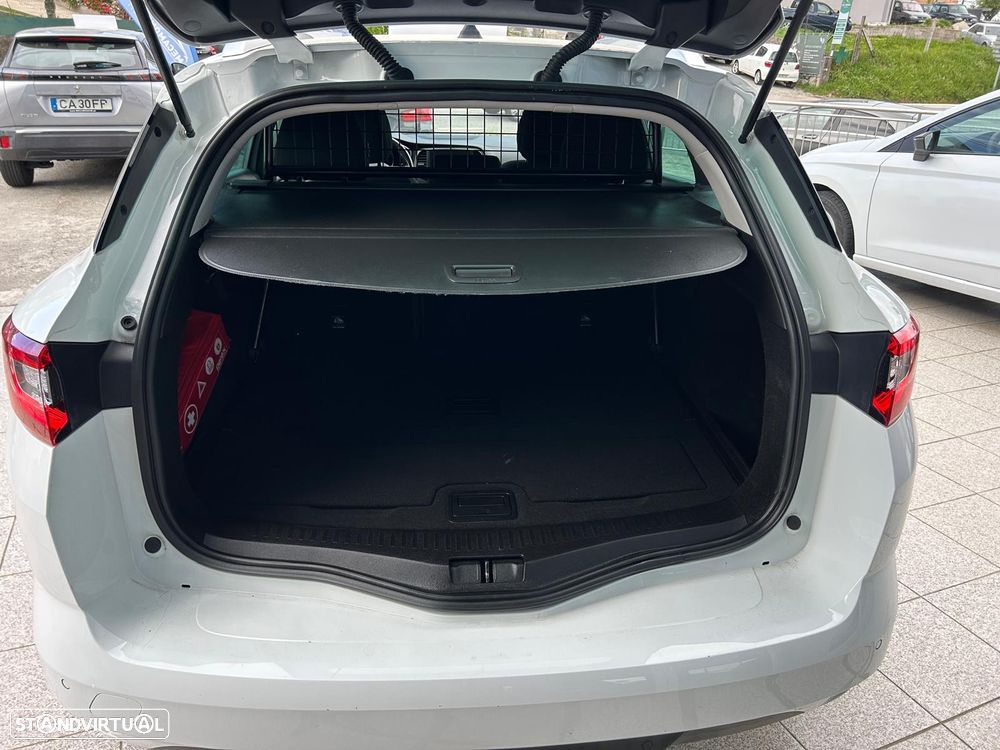 Renault Mégane Sport Tourer dCi 110 FAP EDC LIMITED - 27