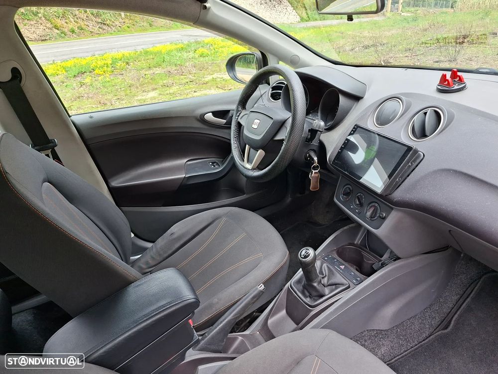 SEAT Ibiza ST 1.2 TDI Fresc DPF - 6