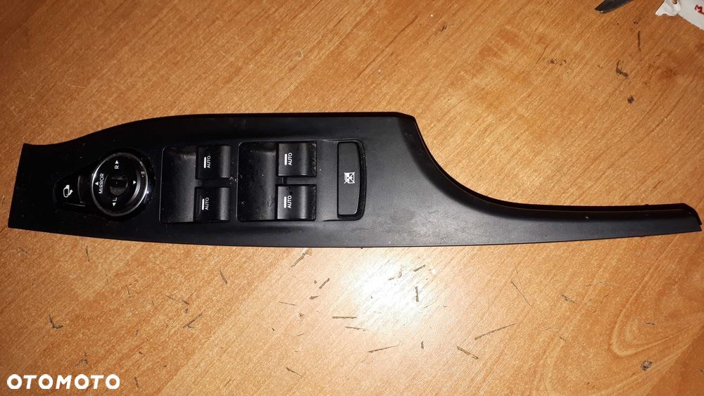 Hyundai i40 panel sterowania szyb lusterek - 1