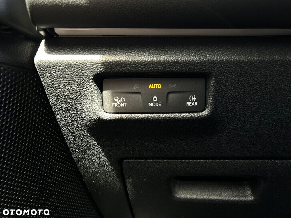 Volkswagen Tiguan - 24