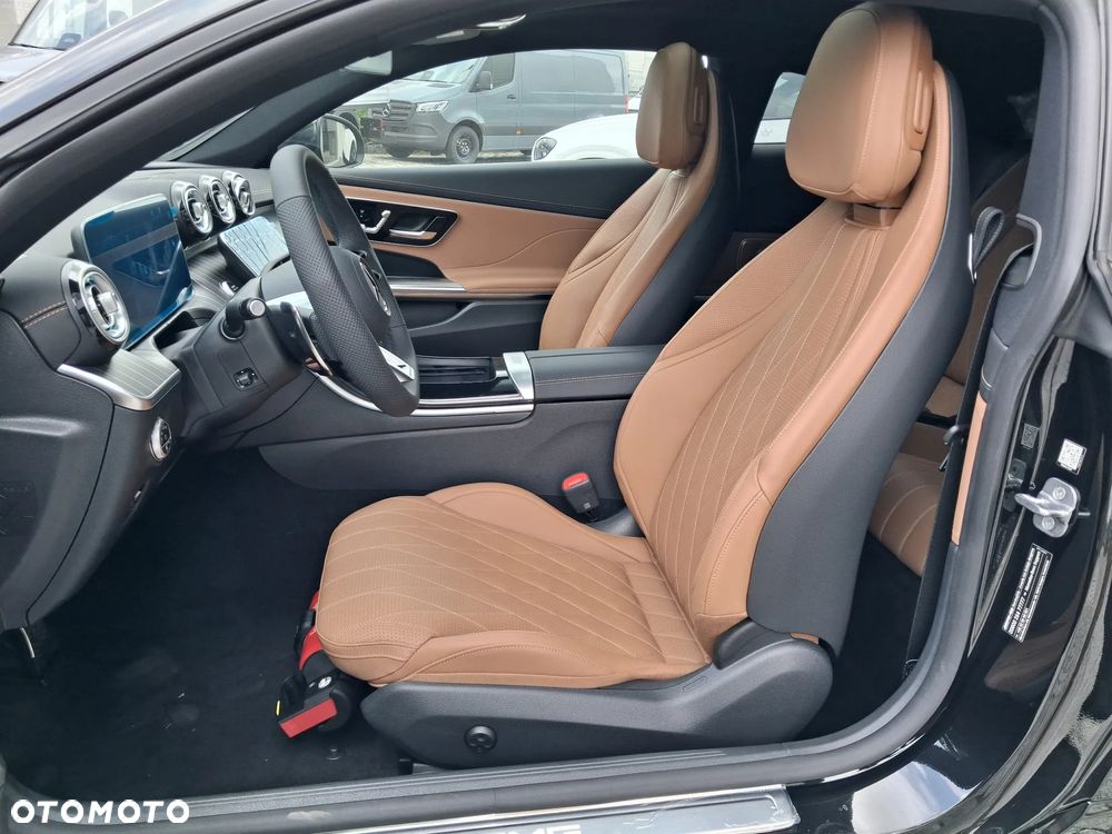 Mercedes-Benz CLE AMG 53 mHEV 4-Matic+ - 10